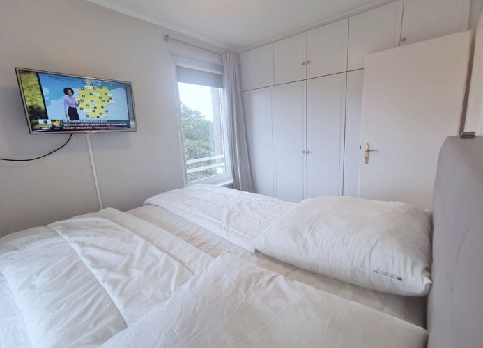 Obj 14 Carpe Diem ca 30 m zum Strand 2 Schlafzimmer Schwimmbad Sauna  2 TV WLAN  Balkon  für bis zu 4 Personen