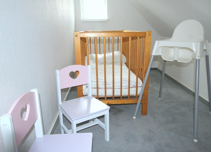 Obj. 74, 2-5 Pers. + 1 Kleinkind, strandnah, Balkon,WLAN, Hund