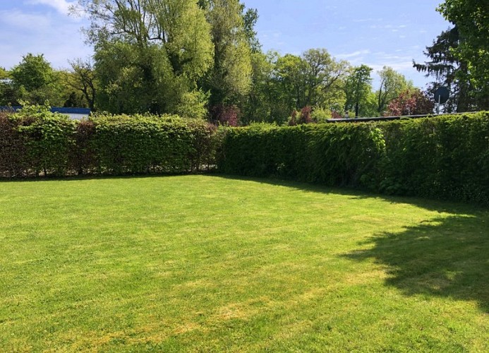 großer Garten zum Spielen
