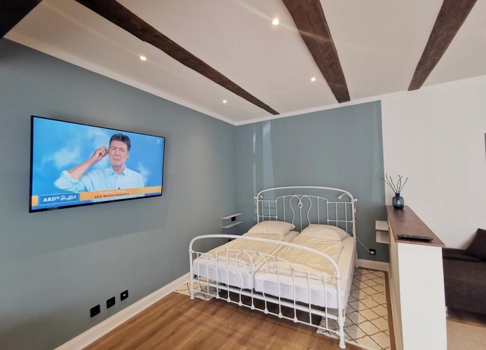 Ferienhaus  Urban  Fewo  Alte Backstube 2-4 Personen WLAN  20  m zum Strand Terrasse 