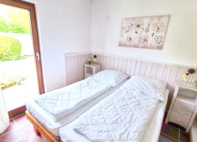 Obj  47 Ferienbungalow für 2 Personen WLAN Terrasse ca 300 m zum Strand