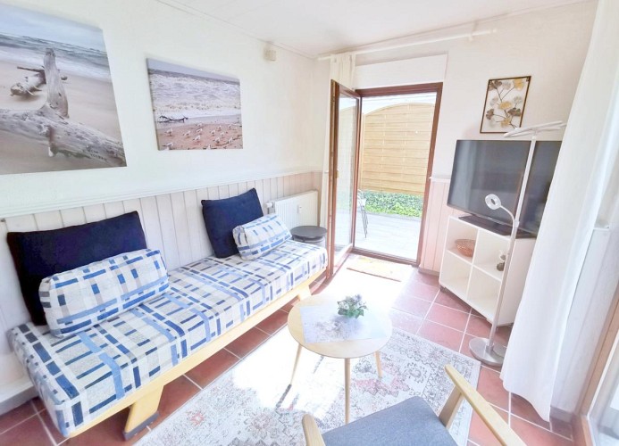Obj  47 Ferienbungalow für 2 Personen WLAN Terrasse ca 300 m zum Strand