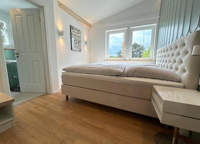 Panorama Suite XL im Ferienhaus Urban mit Meerblick Strandkorb für bis zu 10 Personen