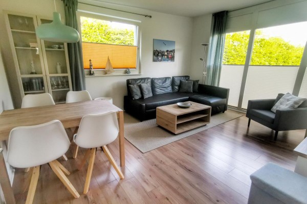 Foehrenhus  Ferienbungalow in ruhiger Lage für 4 Personen WLAN Terrasse Strandkorb und Hund
