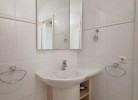 Obj 14 Carpe Diem ca 30 m zum Strand 2 Schlafzimmer Schwimmbad Sauna  2 TV WLAN  Balkon  für bis zu 4 Personen