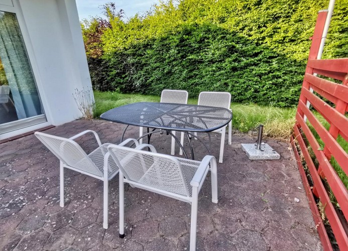 Foehrenhus  Ferienbungalow in ruhiger Lage für 4 Personen WLAN Terrasse Strandkorb und Hund