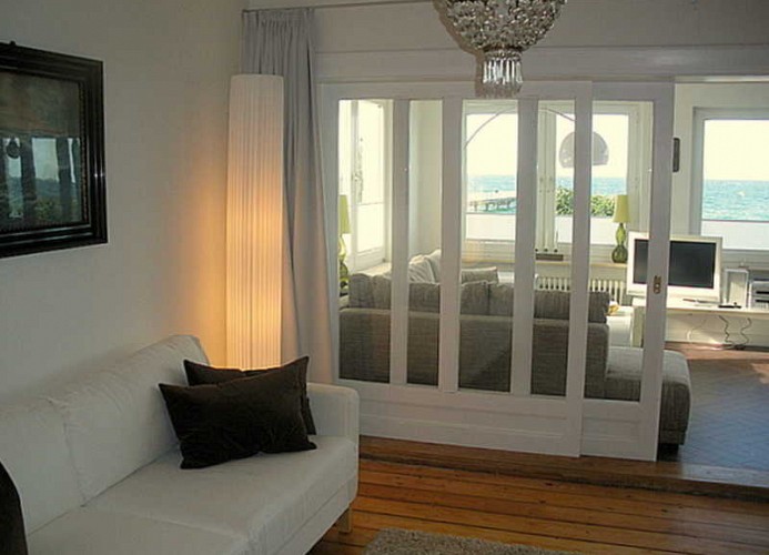 Ferienhaus Urban Fewo Beletage 2 bis 6 Personen mit Panorama Meerblick  WLAN gegenüber vom Strand
