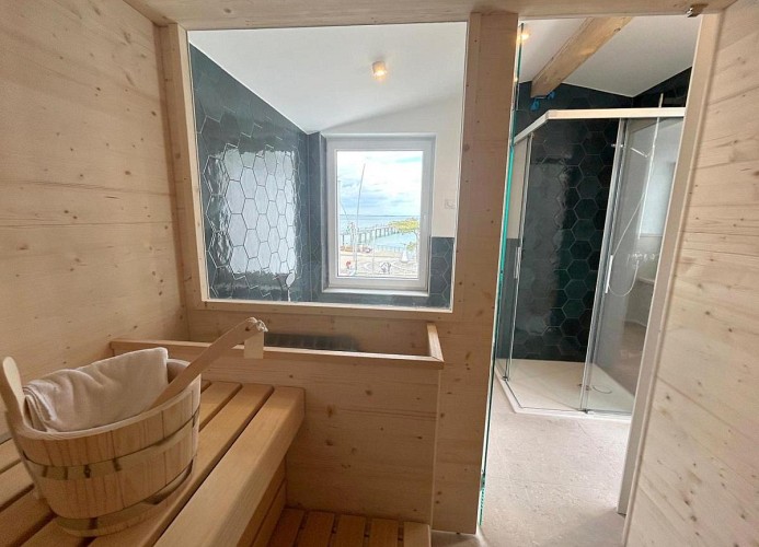 Panorama Suite XL im Ferienhaus Urban mit Meerblick Strandkorb für bis zu 10 Personen